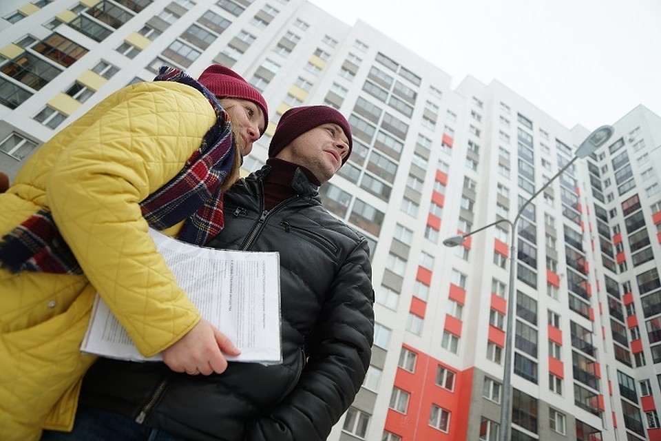 Жилплощадь государства. Жилье от государства. Квартира от государства. Жилье россияне. Получили квартиру.