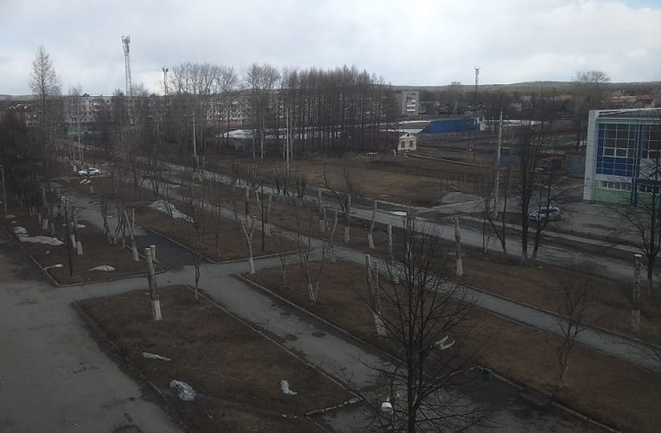 Баранчинский лайф. Поселок Баранчинский кладбище. Баранчинский площадь. Посёлок Баранчинский Свердловская область. Поселок Баранчинский школа 20.
